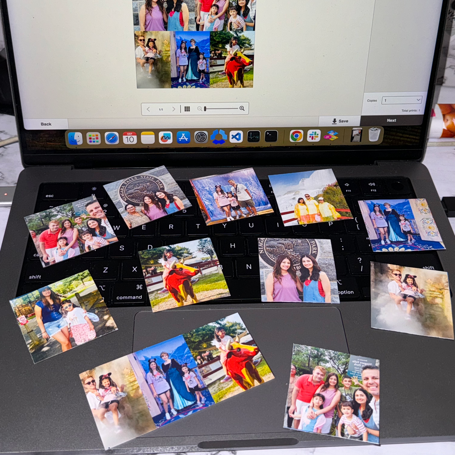 Personalized magnetic photo set for Dubai home decor.